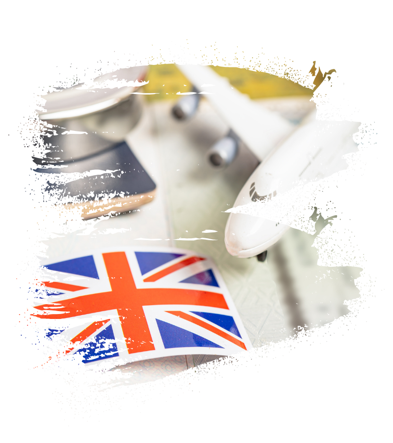 Britische Flagge und ein Flugzeugmodell verweisen auf die UK-ETA-Pflicht vor der Reise nach England, Schottland, Wales oder Nordirland.