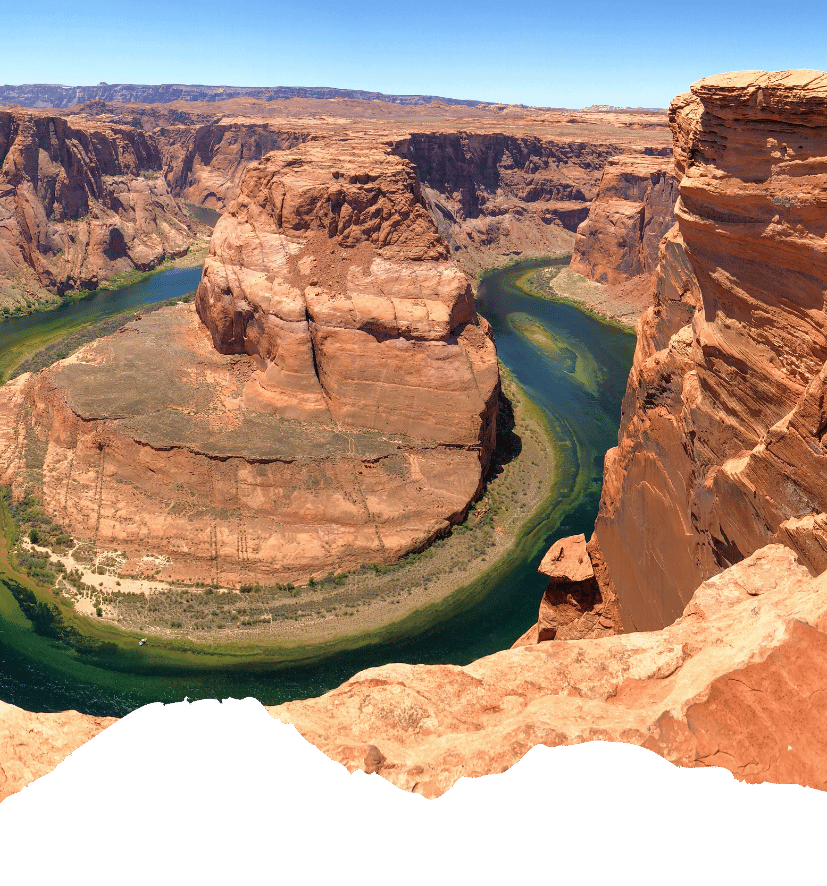 Der Colorado River windet sich am Horseshoe Bend bei Page um roten Sandstein im Glen Canyon National Park.