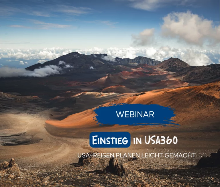 Über einer Vulkanlandschaft steht der Text „WEBINAR“ und „EINSTIEG IN USA360“ mit dem Hinweis „USA-Reisen planen leicht gemacht“.