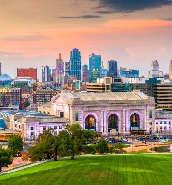 Kansas City Sehenswürdigkeiten: Jazz, BBQ und 200 Brunnen
